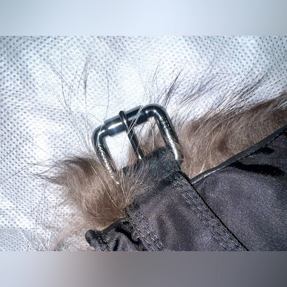 Moncler fur Gloves - Picture 3 of 5